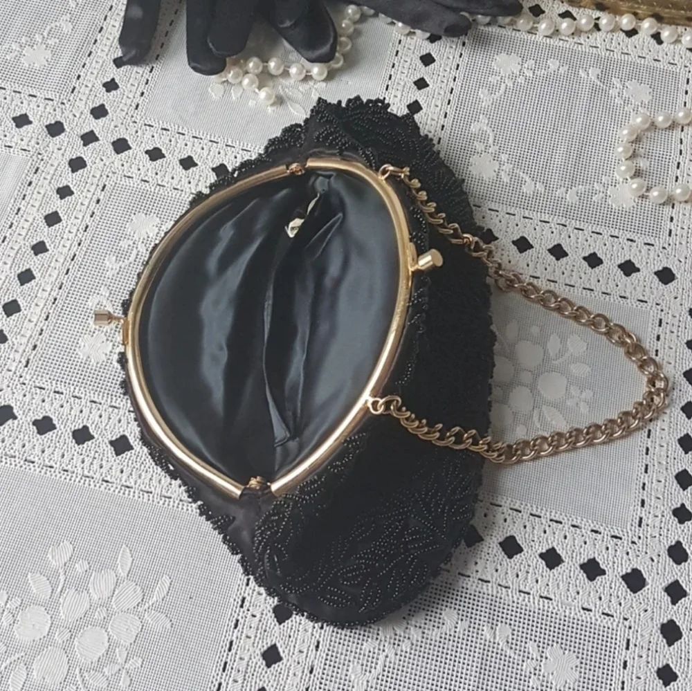 Vintage 1960s Black Beaded Evening Bag: Convertible Clutch - Picture 4 of 9